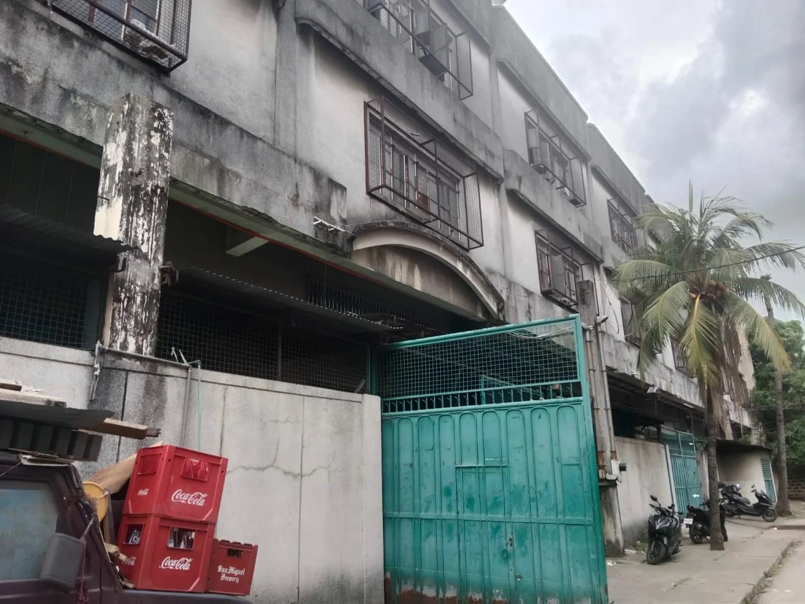 Arty Subdivision | 5100sqm Warehouse for Rent in Valenzuela City