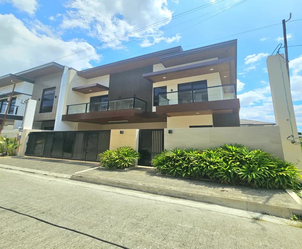 Greenwoods Executive Village | 4BR 220sqm House & Lot for Sale in Pasig City