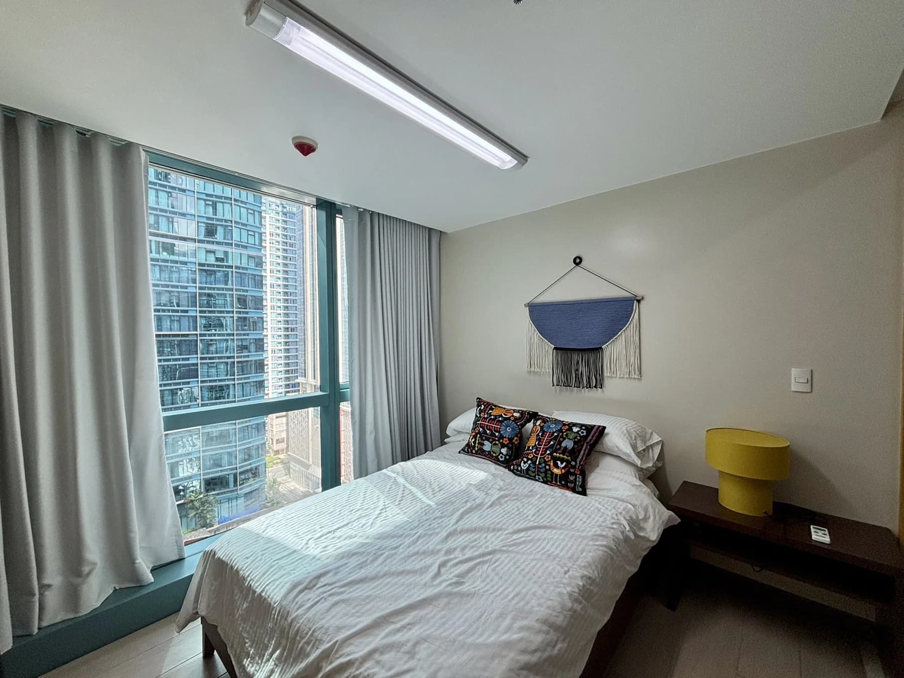 One Uptown Residences | 1BR 37sqm Condo for Rent in Taguig City - Bgc