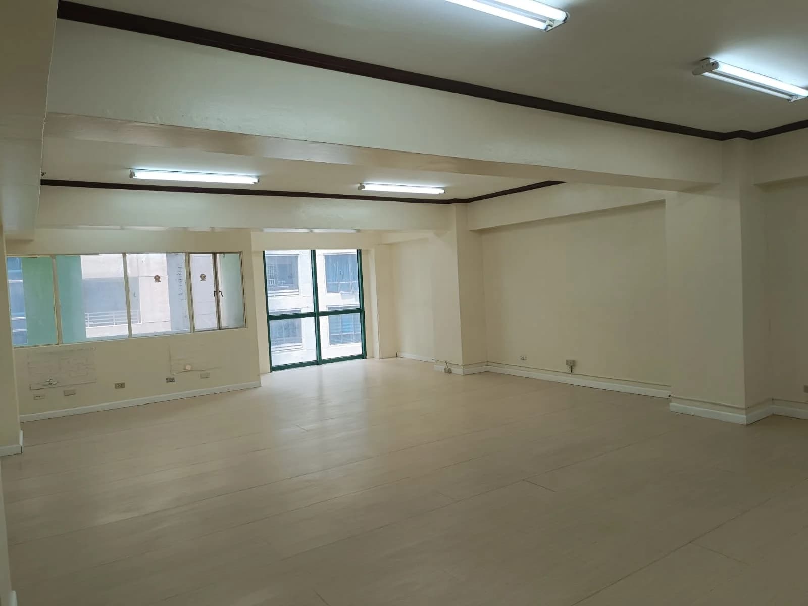 Cityland Herrera Tower | 67sqm Office Space for Rent in Makati City - Salcedo Village