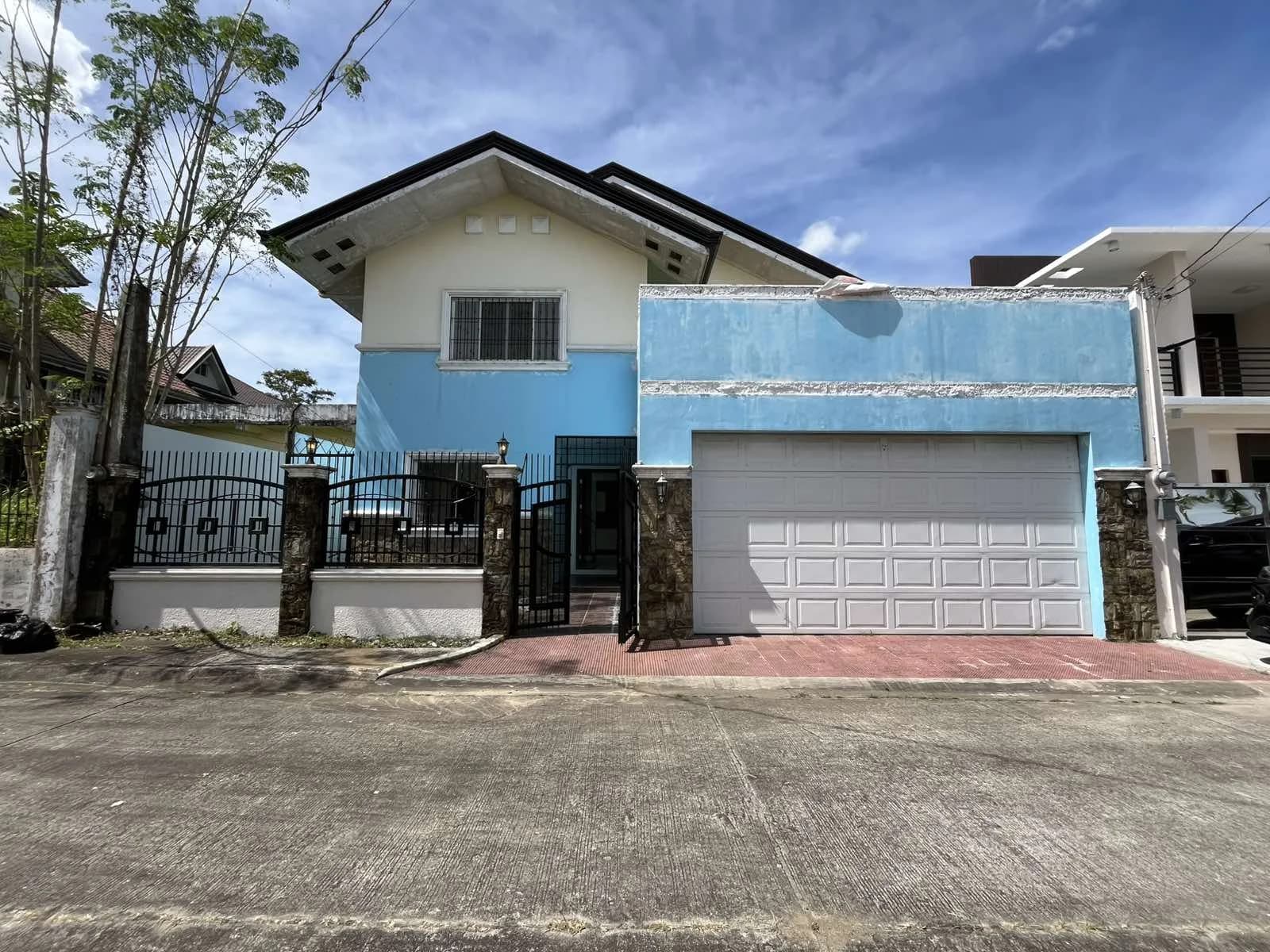 Metrogate Silang Cavite | 3BR 300sqm House & Lot for Sale in Tagaytay City
