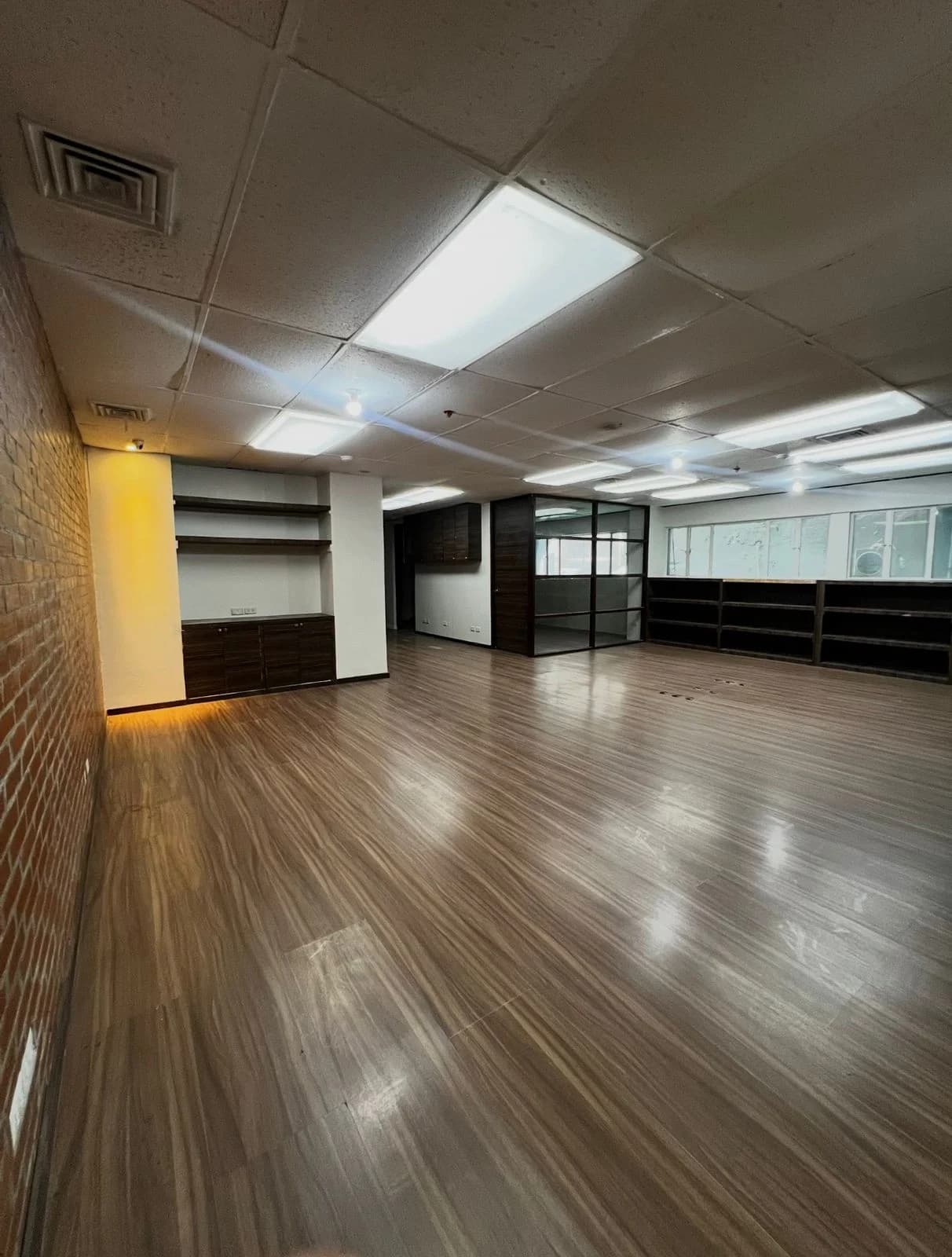 Zeta Builfding | 130sqm Office Space for Rent in Makati City - Legazpi Village