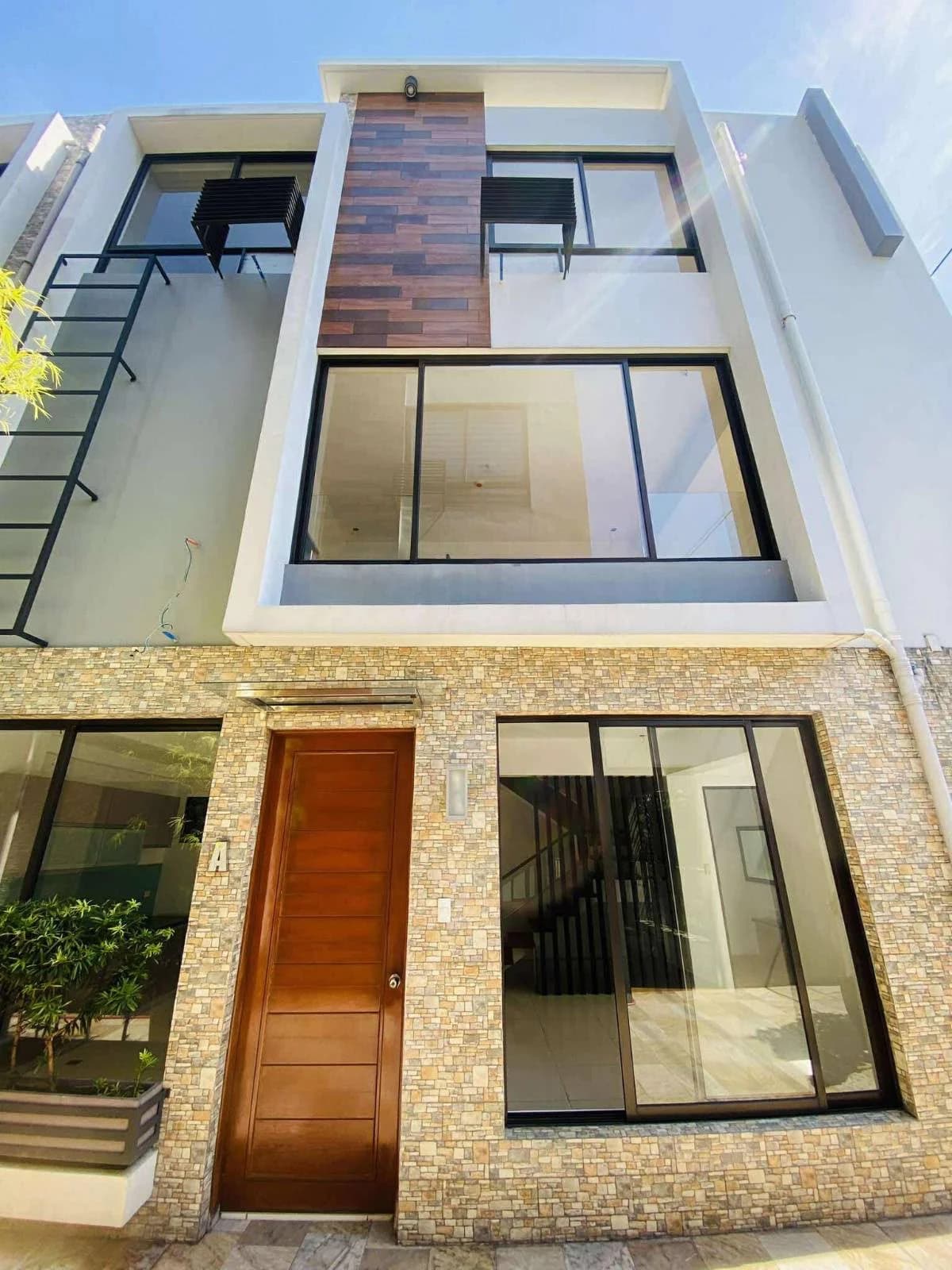 The Benitez Courtyard | 3BR 210sqm Townhouse for Sale in San Juan City