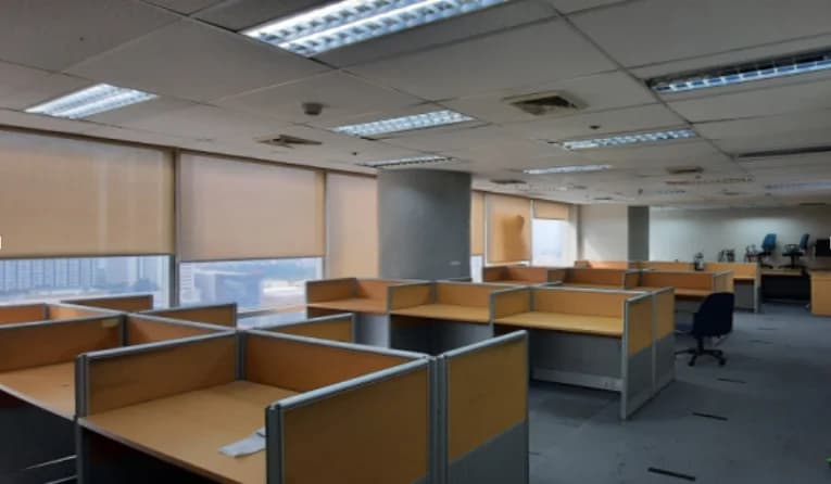 Petron Mega Plaza | 214sqm Office Space for Rent in Makati City