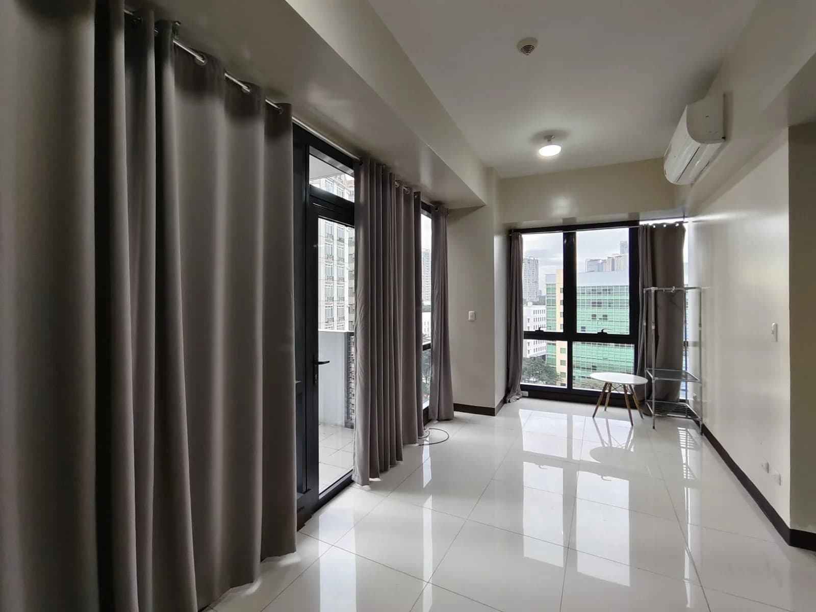 The Florence At Mckinley Hill | 2BR 61sqm Condo for Rent in Taguig City - Mckinley