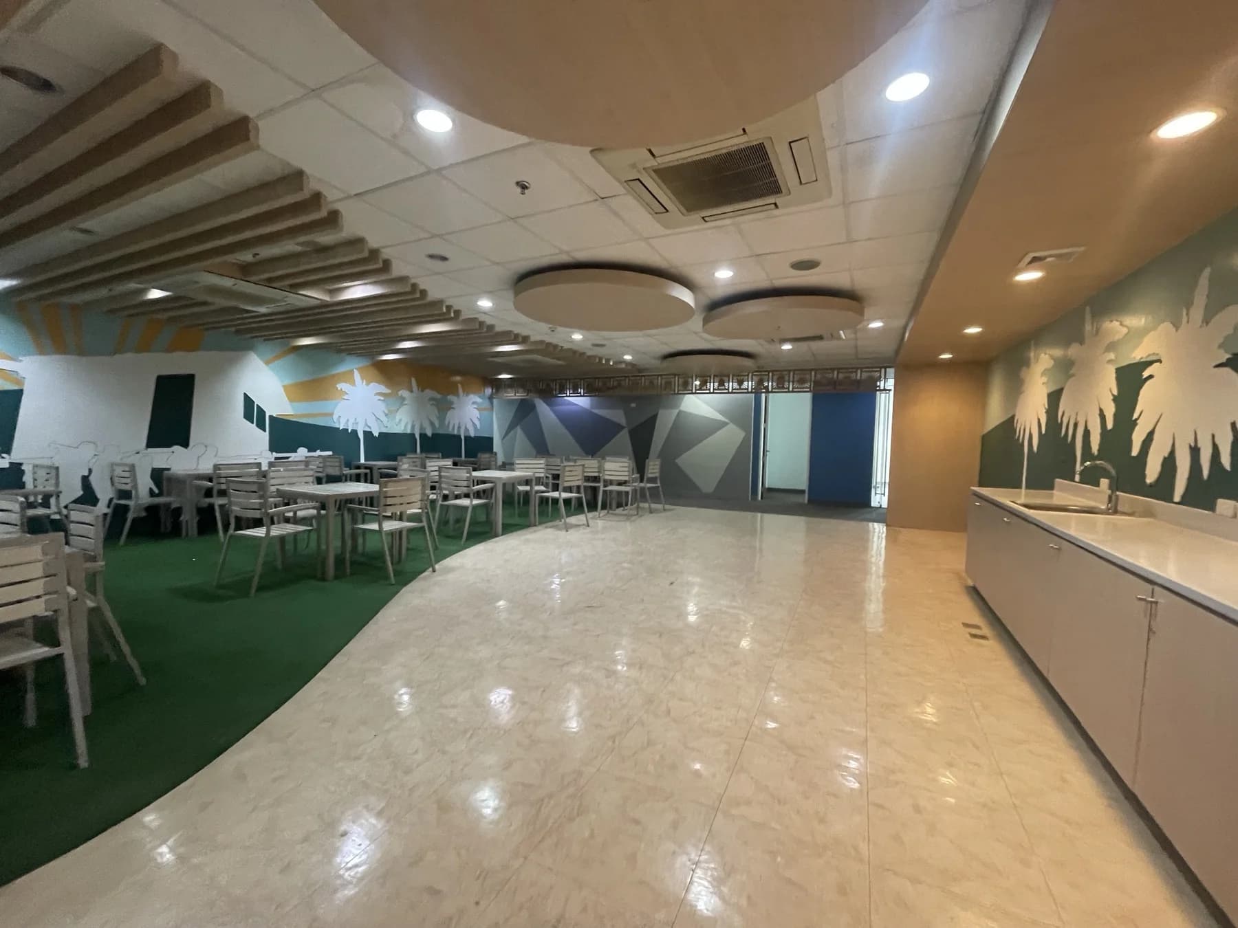 Robinsons Cybergate Center 2 | 2010sqm Office Space for Rent in Mandaluyong City