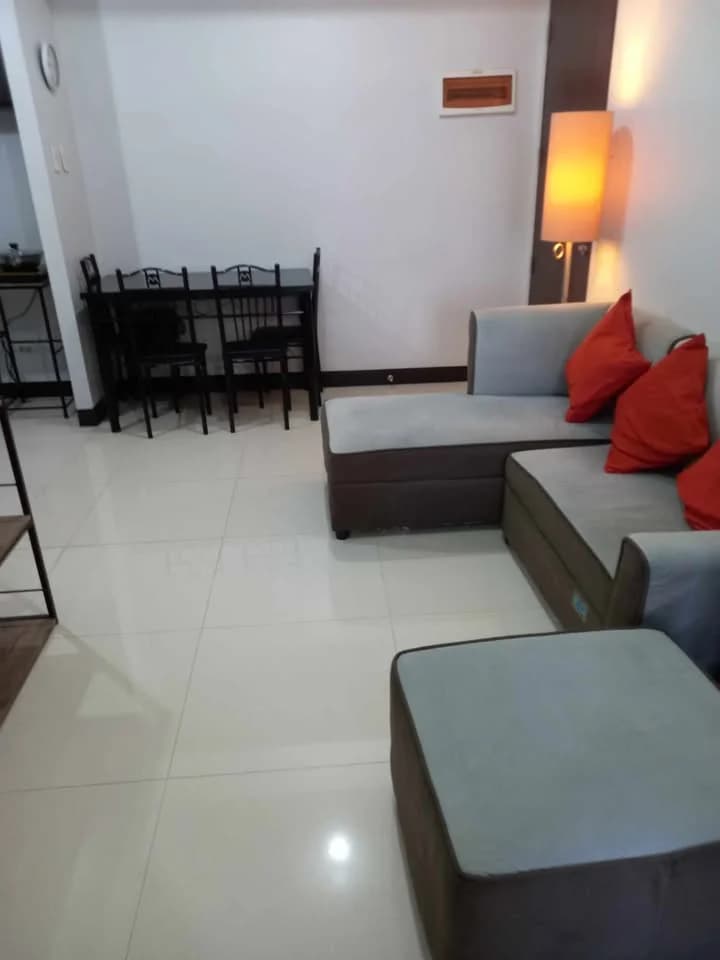 Manhattan Parkview | Studio 34sqm Condo for Rent in Quezon City