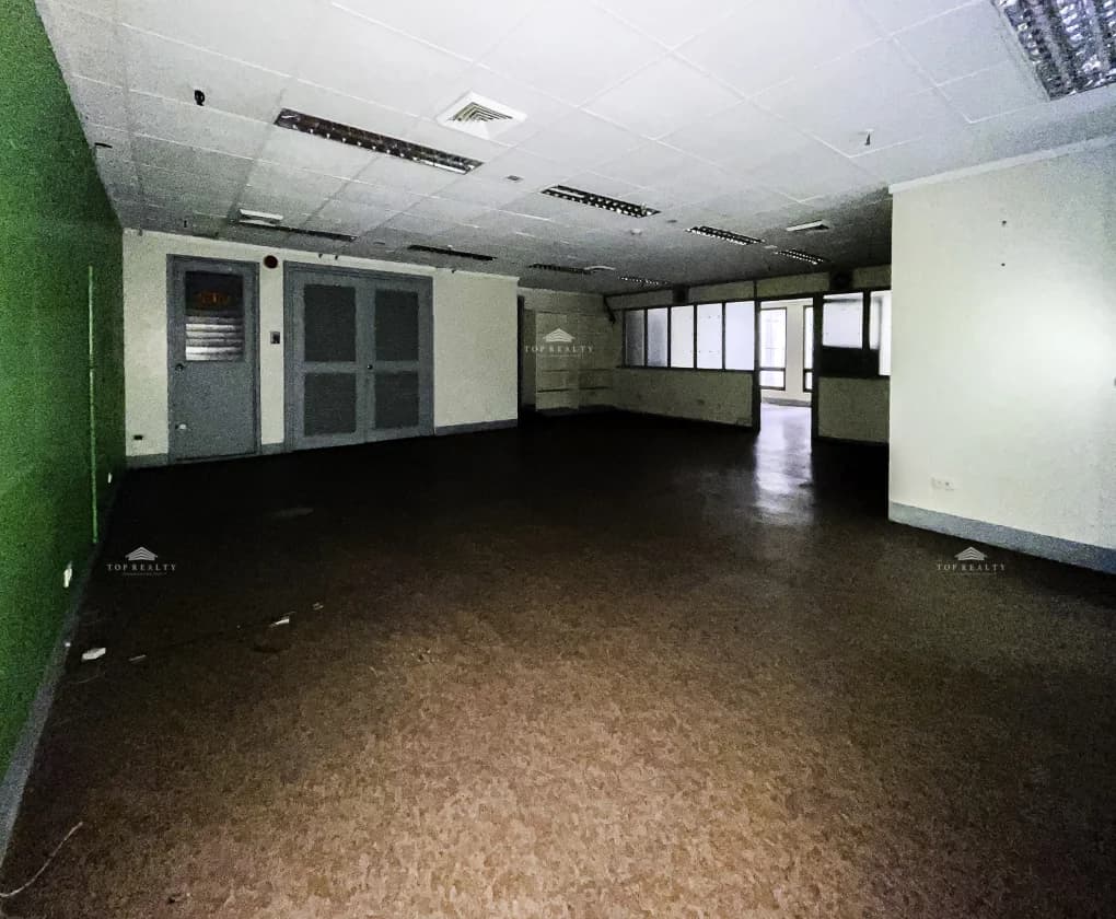 Emerald Building | 250sqm Office Space for Rent in Pasig City