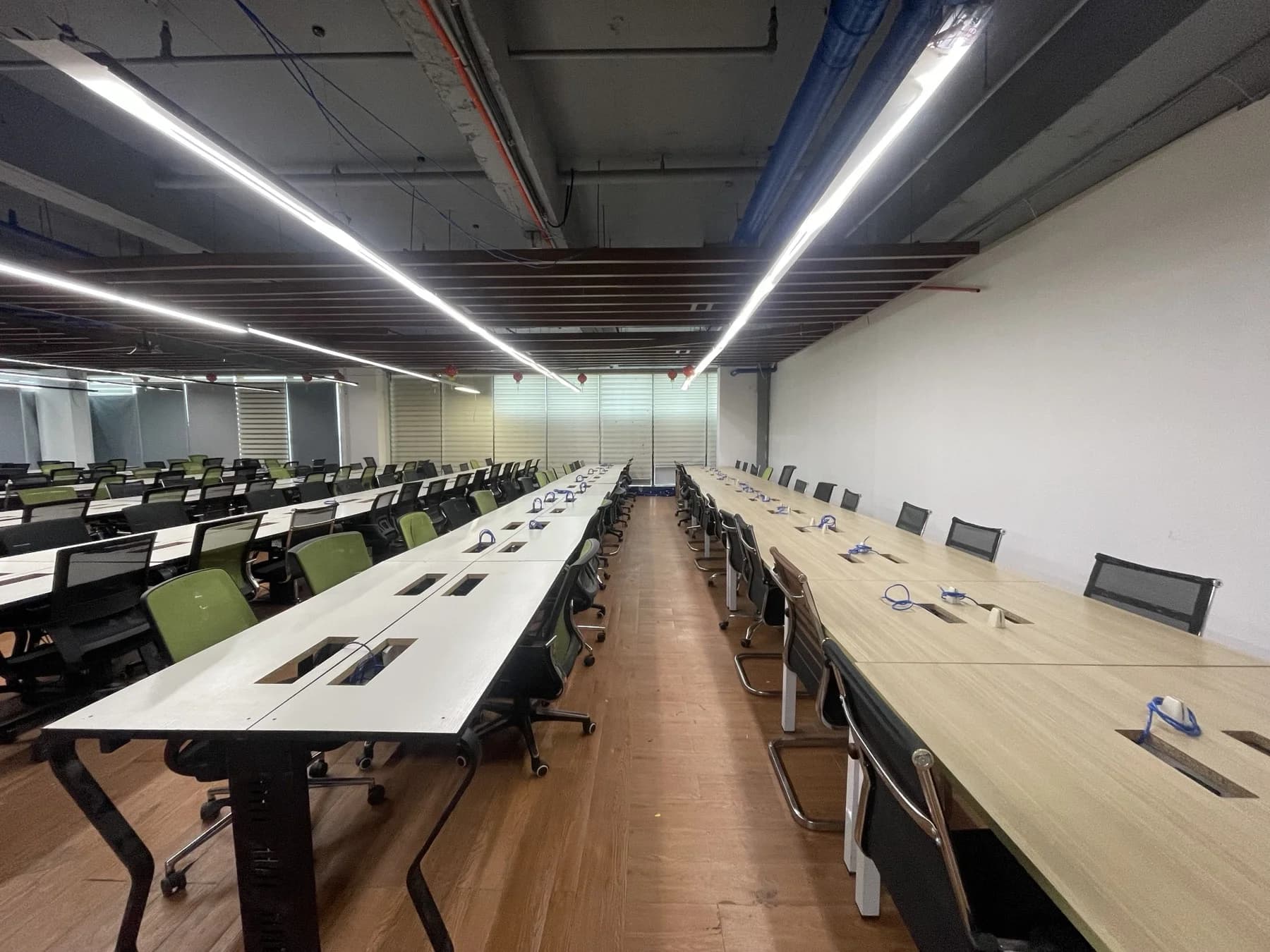 Jx Tower | 1199sqm Office Space for Rent in Parañaque City