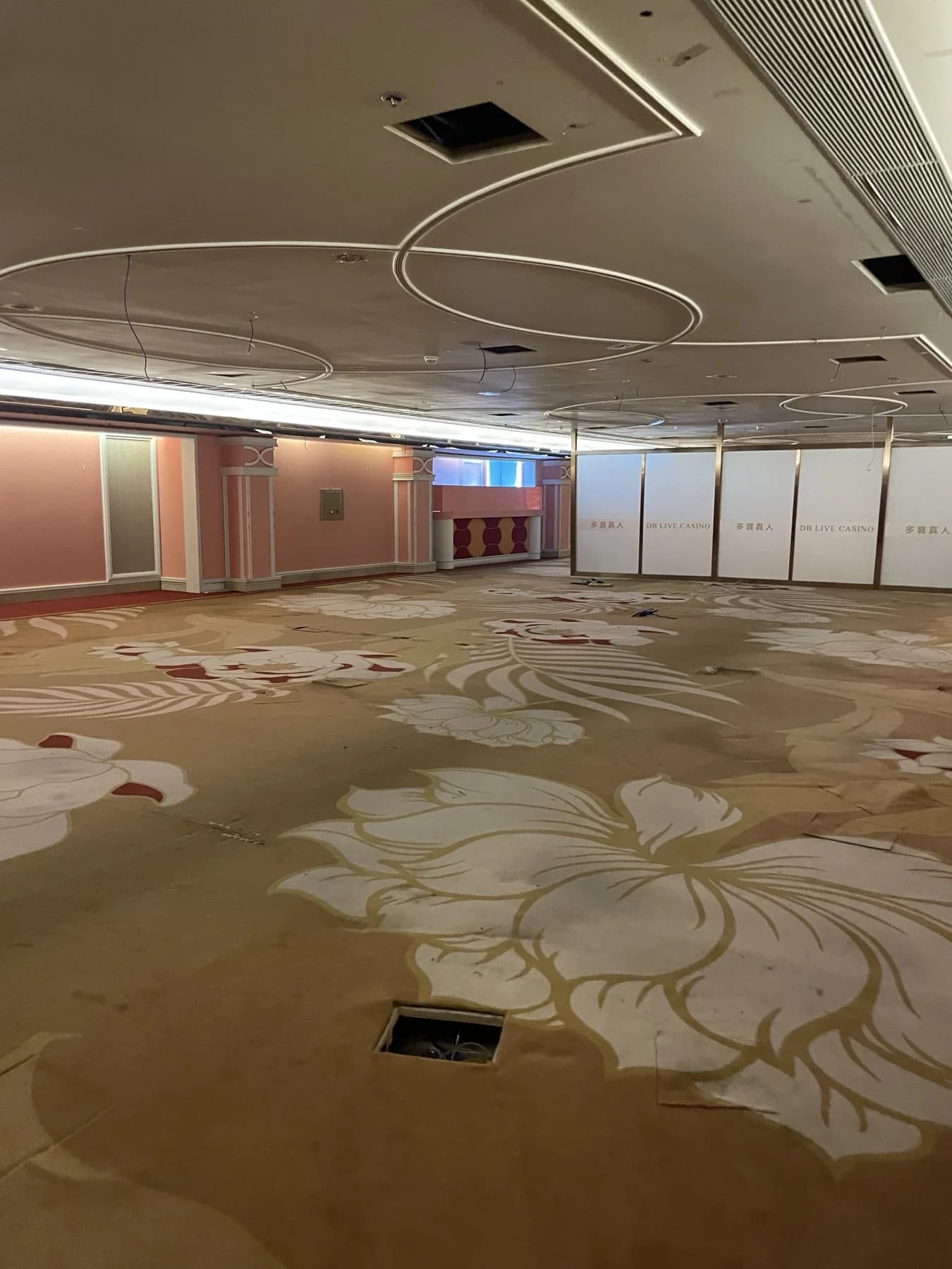 Robinsons Cybergate Center 3 | 2083sqm Office Space for Rent in Mandaluyong City